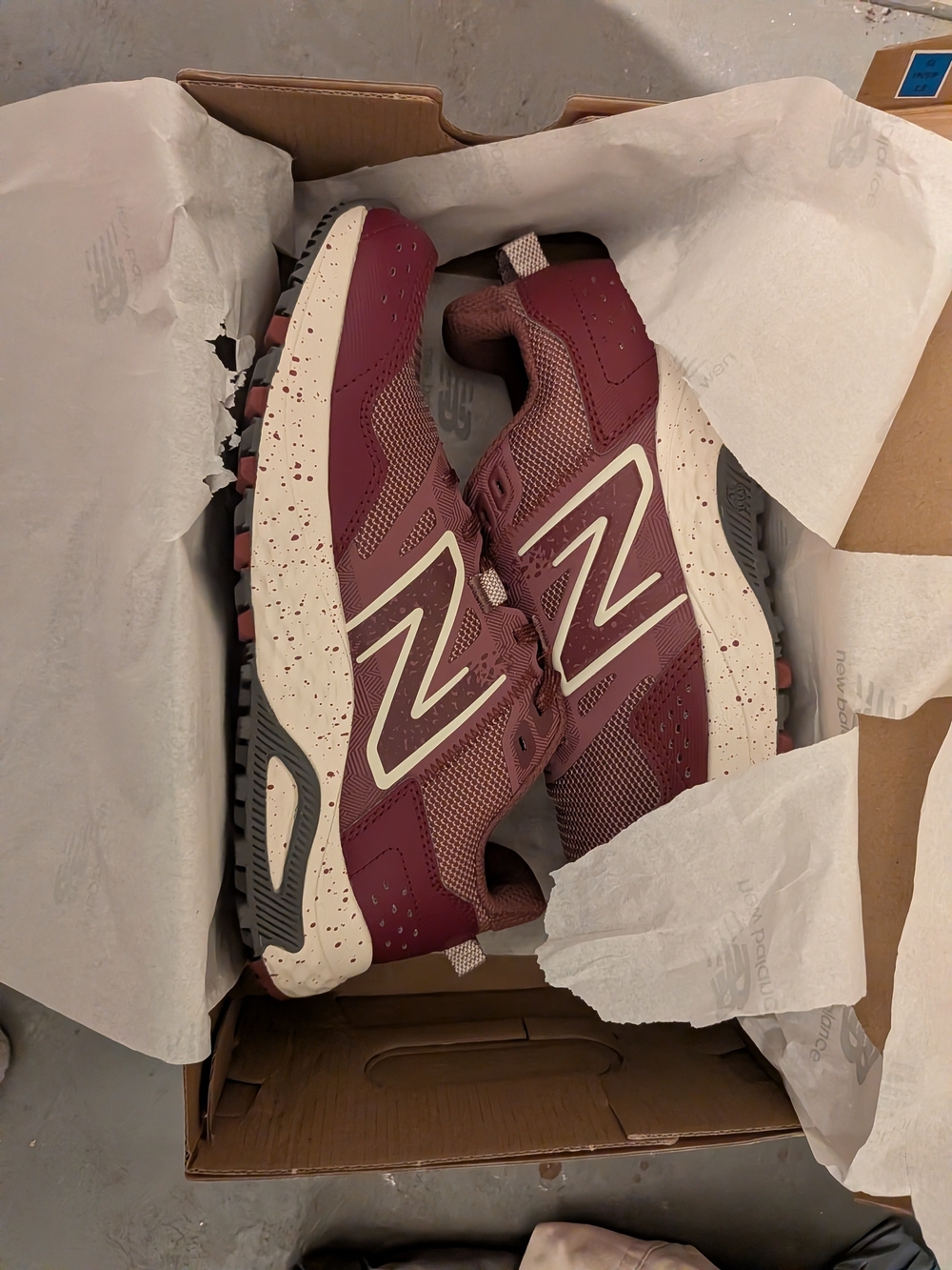 New Balance 419v8 Red Trail Running Shoe - Brand New In Box
